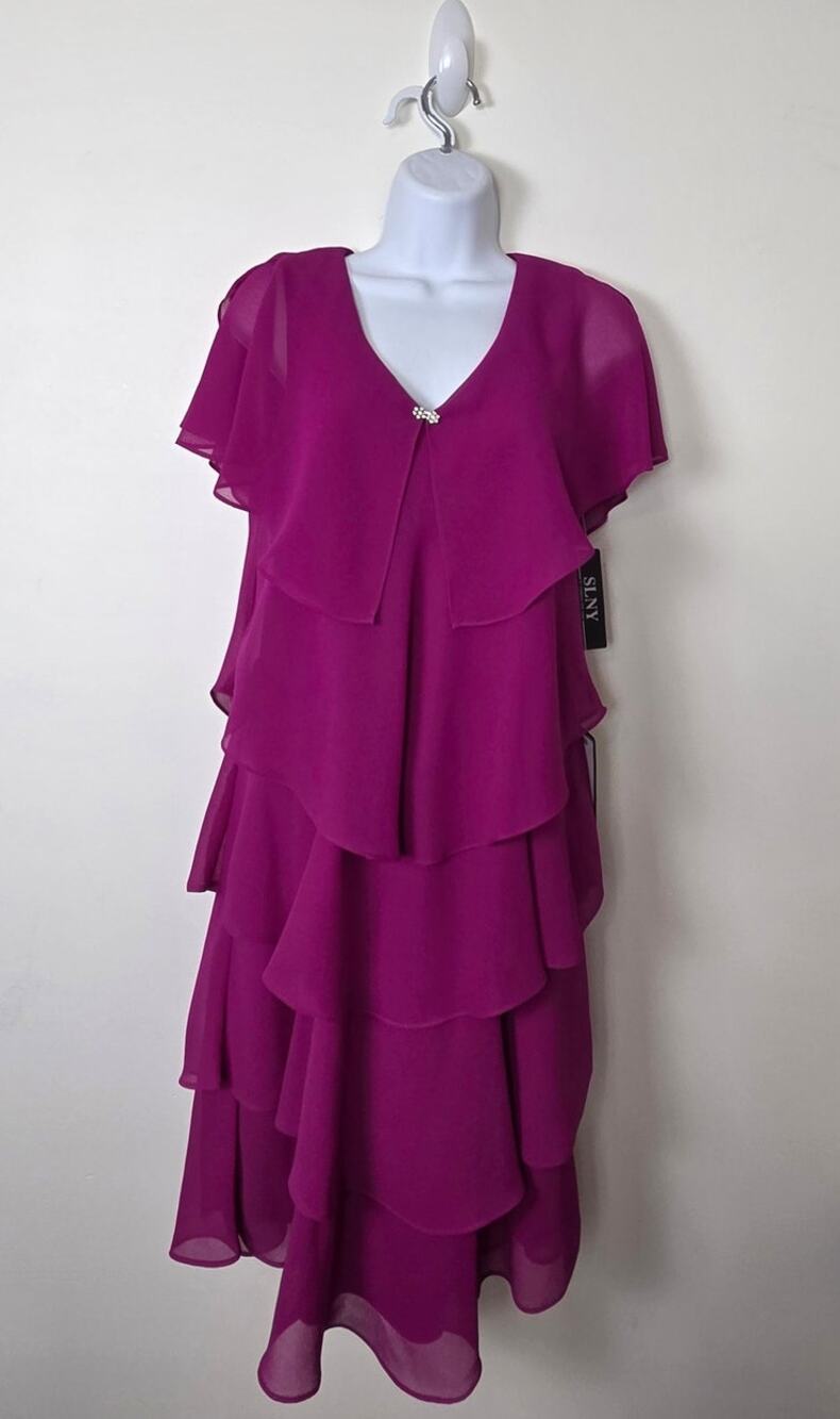 SLNY Fuchsia Tiered Chiffon Cocktail Dress Size 8 NWT Rhinestone Capelet